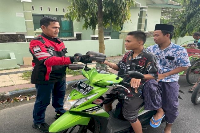 Lapas Narkotika Pamekasan Bagikan Takjil bagi Masyarakat 