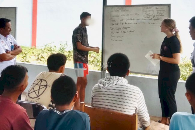 Tinjau Bimbel Bahasa Asing, Kepala LPKA Medan Semangati Anak Binaan