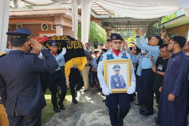 Kakanwil dan Kadivpas Sulteng Pimpin Upacara Pemakaman Kalapas Luwuk