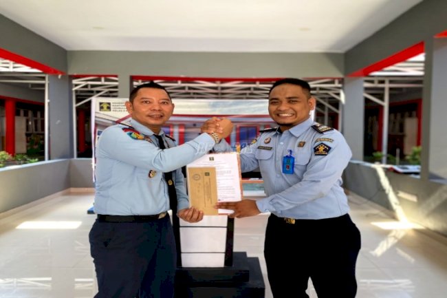 Penuh Keharuan, LPKA Palu Lepas Salah Satu Petugasnya