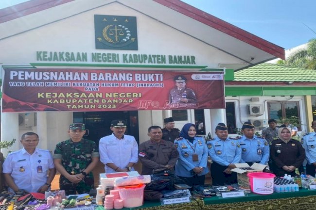 Lapas Narkotika Karang Intan Turut Musnahkan Barang Bukti bersama Kejari Banjar