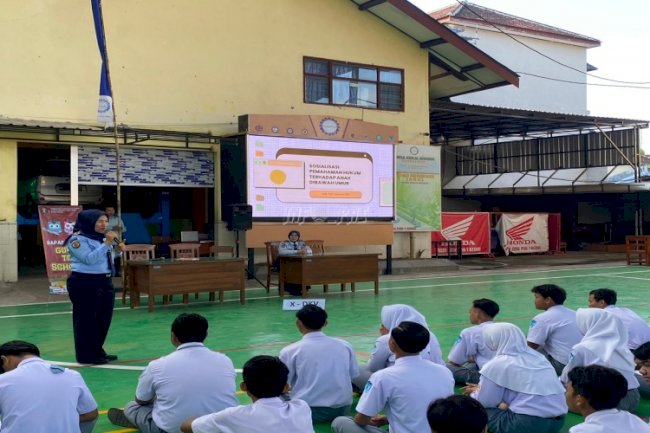 Cegah Pelajar Langgar Hukum dengan Bapas Kediri Goes to School 