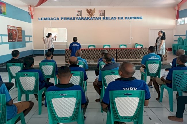 31 Warga Binaan Lapas Kupang Belajar Pengenalan Huruf dan Angka