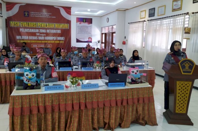 Laksanakan Desk Evaluasi bersama TPM, Bapas Kediri Optimis Raih WBK
