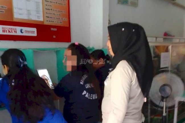Obati Rindu Warga Binaan, Lapas Perempuan Palembang Berikan Layanan Video Call Gratis 