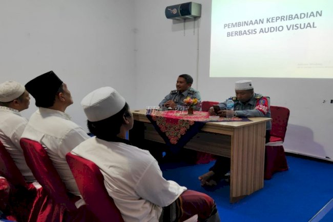 Nobar Kajian Islam Bersama Santri, Inovasi Pembinaan di Lapas Banyuwangi