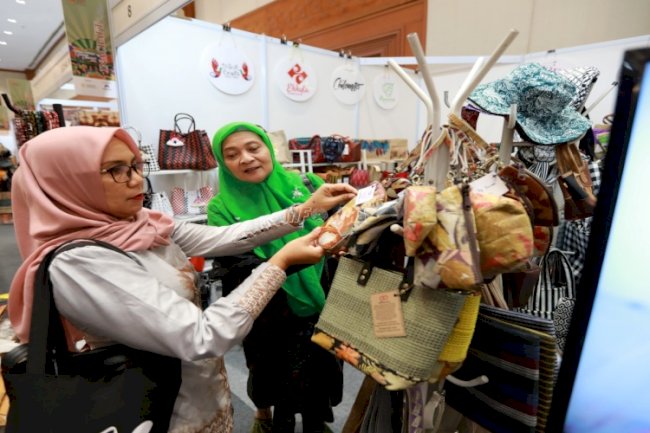Tampilkan Karya Warga Binaan, Lapas Perempuan Semarang Meriahkan Pameran INACRAFT 
