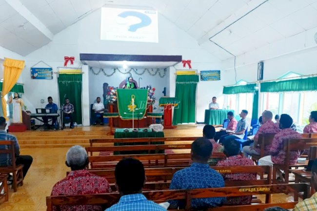 Warga Binaan Lapas Kalabahi Persiapkan Diri Jelang Ibadah Perjamuan Kudus