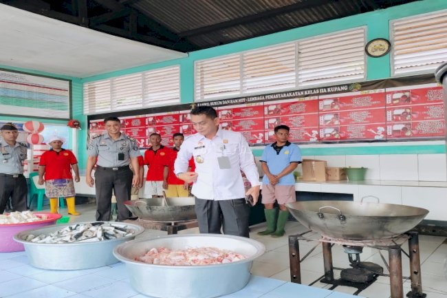 Dapur dan Klinik Lapas Kupang Tuai Pujian Dirwatkeshab dan Dirkamtib