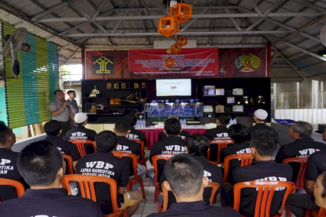 Lapas Narkotika Karang Intan Langsungkan Pelatihan Budidaya Ayam KUB