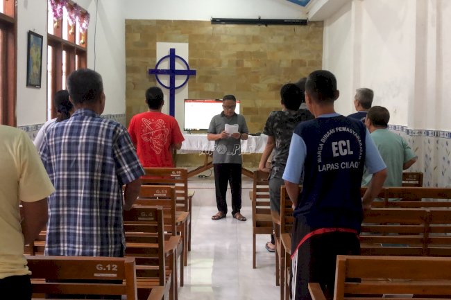 Bimbingan Rohani Minggu Bangun Mental Positif Warga Binaan Nasrani Lapas Cilacap