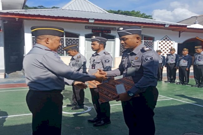 3 Petugas Rutan Bantaeng Raih Penghargaan Jelang Akhir Tahun 2023