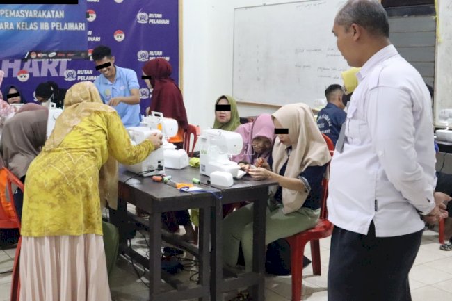 Rutan Pelaihari Bekali Warga Binaan dengan Pelatihan Menjahit
