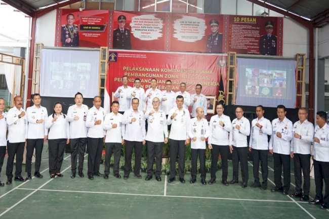 Teken Perjanjian Kinerja, Kalapas Tahuna Siap Dukung Pembangunan ZI Tahun 2024