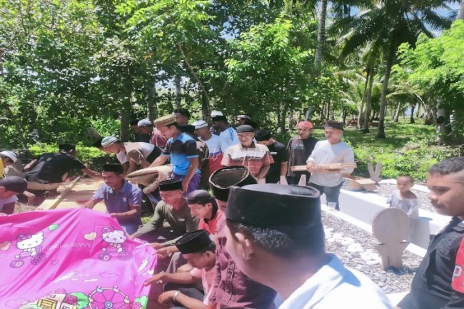 Warga Binaan Hadiri Pemakaman Orang Tua, Lapas Namlea Lakukan Pengawalan 