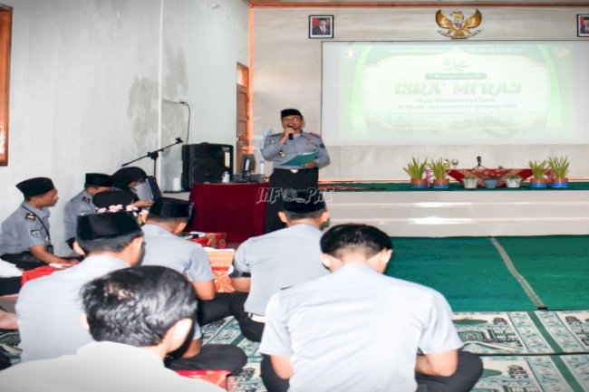 Peringati Isra Mikraj, Kalapas Cilacap Ajak Warga Binaan Tingkatkan Iman dan Takwa