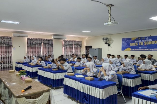 Perdana Goes to School, Bapas Tarakan Sosialisasikan UU SPPA dan Sekolah Kedinasan Poltekip
