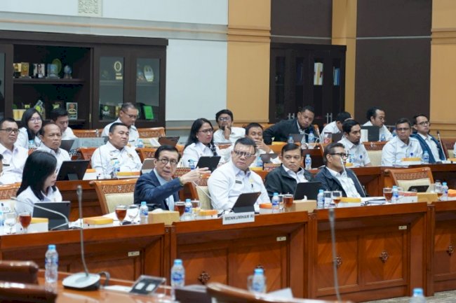 Menkumham Tegaskan Target Kinerja Pemasyarakatan dalam RDP bersama Komisi III DPR RI