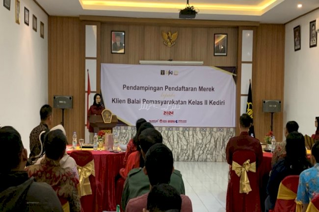 Bapas Kediri dan Divisi Pelayanan Hukum Kanwil Jatim Dampingi Pendaftaran Merek bagi Klien 