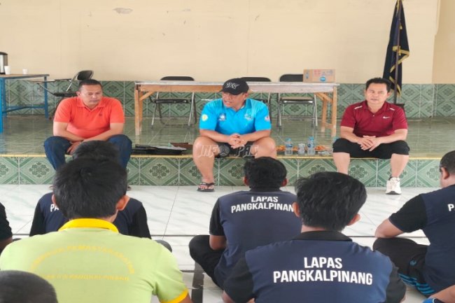 Petugas dan Warga Binaan Lapas Pangkalpinang Dikenalkan dengan Olahraga Pickleball