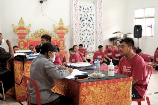 Jelang Penutupan Program Rehabilitasi, Warga Binaan Lapas Tabanan Jalani Tes Urine dan Asesmen Akhir