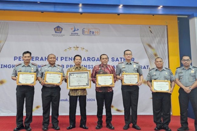Capai Nilai IKPA 100, Lapas Singkawang Raih Penghargaan Terbaik II dari DjPb Provinsi Kalbar