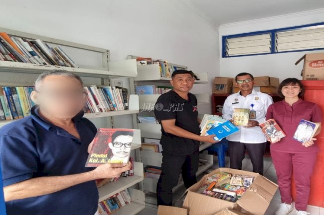 Lapas Kalabahi Terima Buku dari Sahabat Alor Jakarta dan Basecamp Family Alor