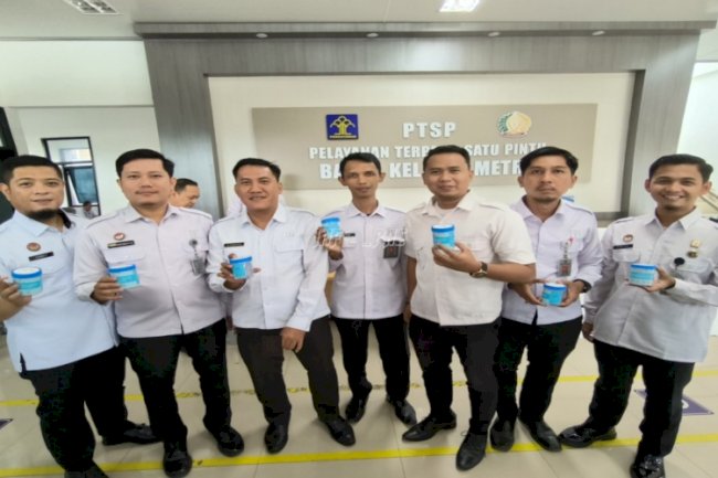 Cegah Penyalahgunaan Narkotika, Petugas Bapas Metro Jalani Tes Urine Mendadak