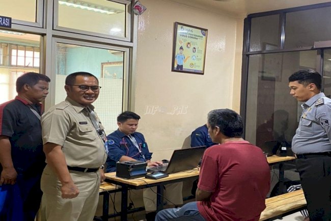 Lapas Cipinang dan Disdukcapil Prov. DKI Jakarta Kolaborasi Cetak KTP-el Warga Binaan