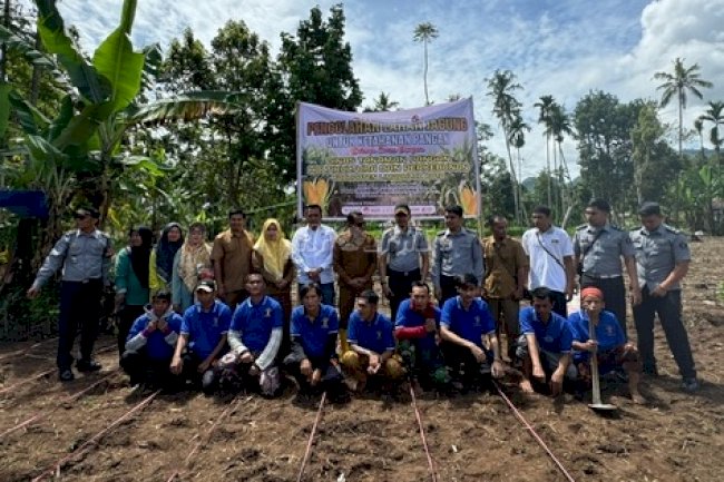 Lapas Suliki Tanam Jagung Bersama Dinas Tanaman Pangan Hortikultura dan Perkebunan