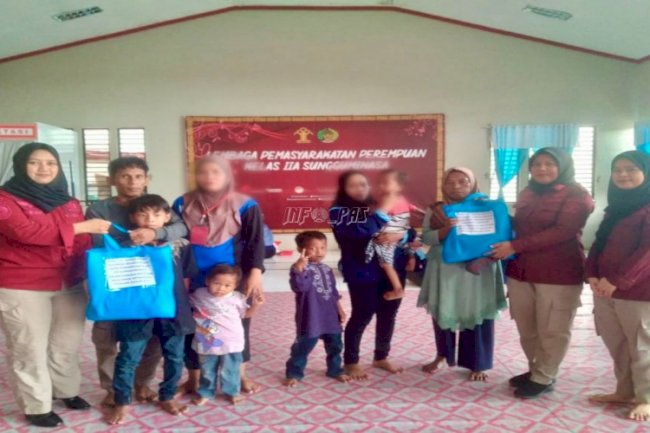 Dukung Program Akselerasi Menteri Imipas, Lapas Perempuan Sungguminasa Berikan Bantuan kepada Keluarga Warga Binaan