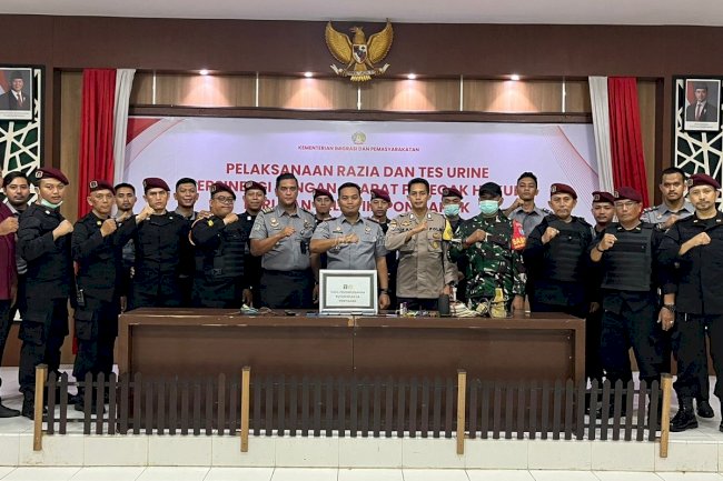 Rutan Pontianak Gelar Razia Blok Hunian dan Tes Urine Warga Binaan