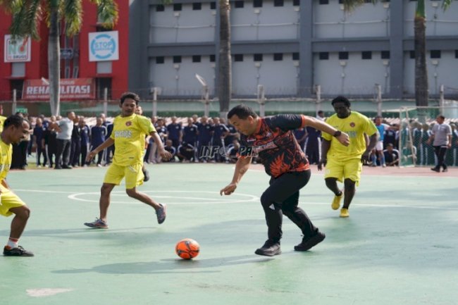Wakil Menteri Imipas Berolahraga bersama Warga Binaan di Lapas dan Rutan Cipinang
