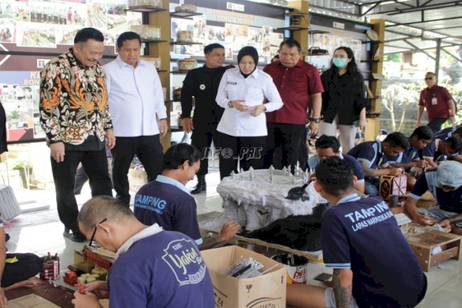 Lapas Narkotika Bangli Pamerkan Pembinaan Humanis Warga Binaan kepada Wamenko Bidang Hukum, HAM, dan Imipas