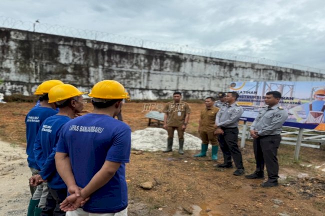 Lapas Banjarbaru Bekerja Sama dengan BLK Kalsel Gelar Pelatihan Konstruksi Bangunan bagi Warga Binaan