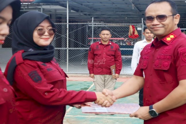 Rutan Pelaihari Berikan Penghargaan bagi Tiga Pegawai Teladan Periode Triwulan IV/2024