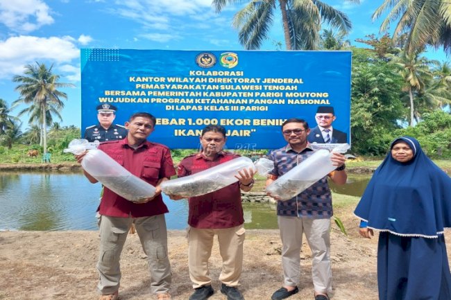 Kanwil Ditjenpas Sulteng dan Pemkab Parimo Tebar 1.000 Benih Ikan di SAE Lapas Parigi