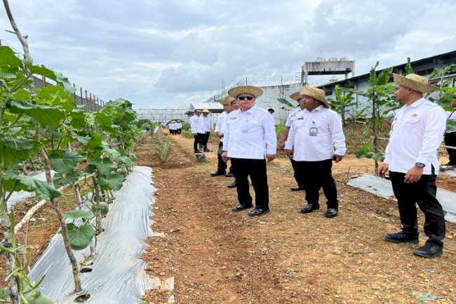 Produktivitas SAE Lapas Banjarbaru Dapat Pujian dari Kakanwil Ditjenpas Kalsel