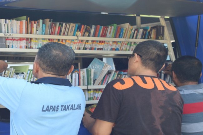 Tumbuhkan Semangat Literasi Warga Binaan, Lapas Takalar Hadirkan Perpusling
