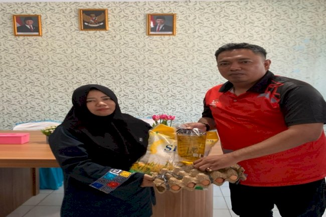 Sambut Ramadan, Rutan Bengkulu Bagikan Paket Sembako kepada Warga Sekitar