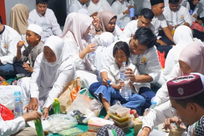 Warga Binaan Lapas Narkotika Pangkalpinang Berbuka Puasa Bersama Keluarga