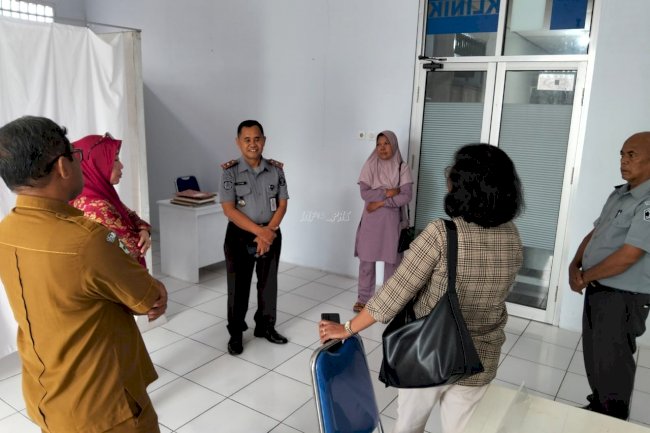 Monitoring Kelayakan Akreditasi, Lapas Namlea Sambut Visitasi LAFKESPPRI