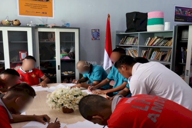 Kelas Menggambar Asah Bakat Anak Binaan LPKA Ambon 