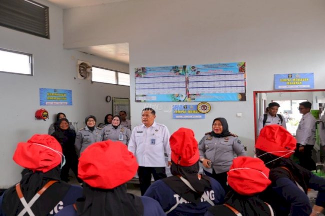 Kakanwil Ditjenpas Kalsel Sambangi UPT Pemasyarakatan, Pantau Hak Dasar Warga Binaan