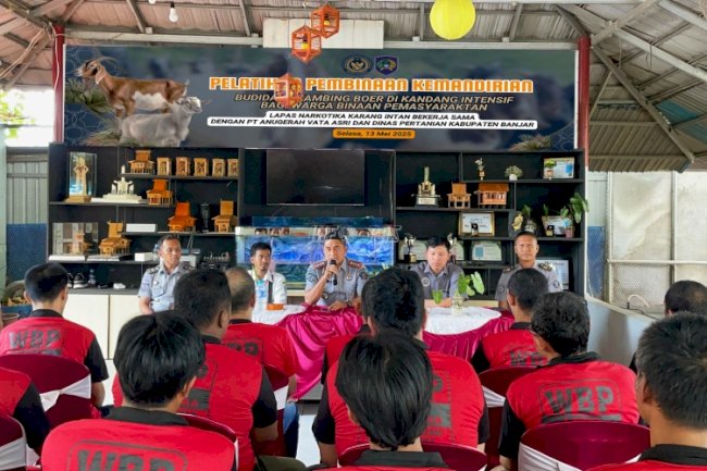 Warga Binaan Lapas Narkotika Karang Intan Jalani Pelatihan Ternak Kambing Boer