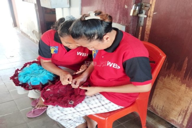 Warga Binaan Perempuan Lapas Atambua Dilatih Keterampilan Menyulam