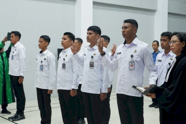 Sembilan CPNS Resmi Jadi PNS, Kakanwil Ditjenpas Maluku Tekankan Integritas dan Tanggung Jawab