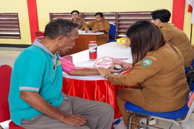 Cegah Penyakit Menular, Warga Binaan Lapas Tual Jalani Skrining Kesehatan