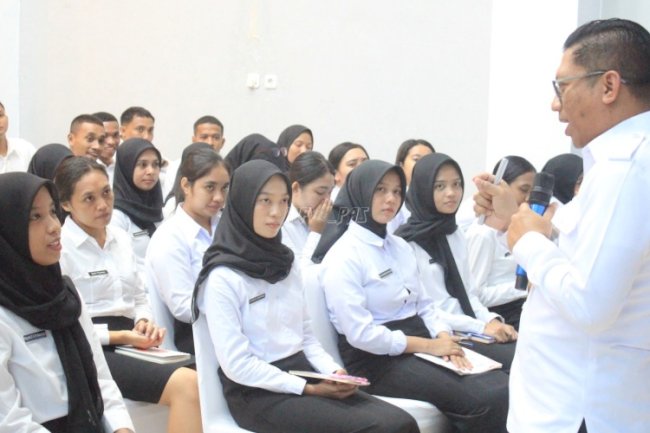 Kakanwil Ditjenpas Maluku Tekankan Internalisasi Nilai BerAKHLAK bagi 85 CASN Pemasyarakatan