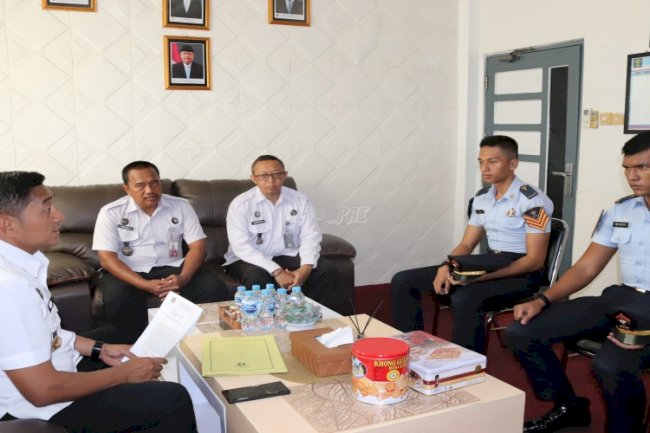 Sambut Dua Taruna Poltekpin, Ini Pesan Kalapas Narkotika Karang Intan